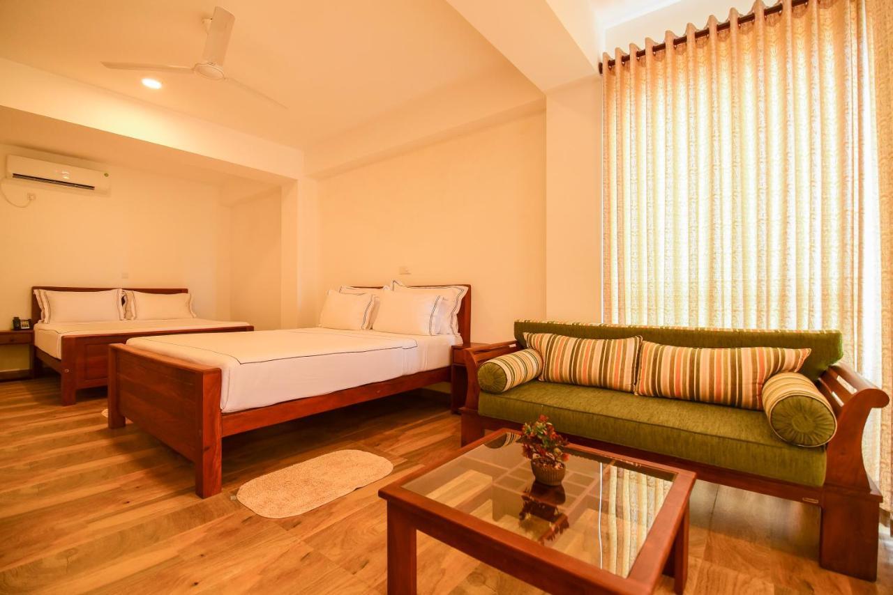 Chaaya Inn Hotel Hikkaduwa Eksteriør billede